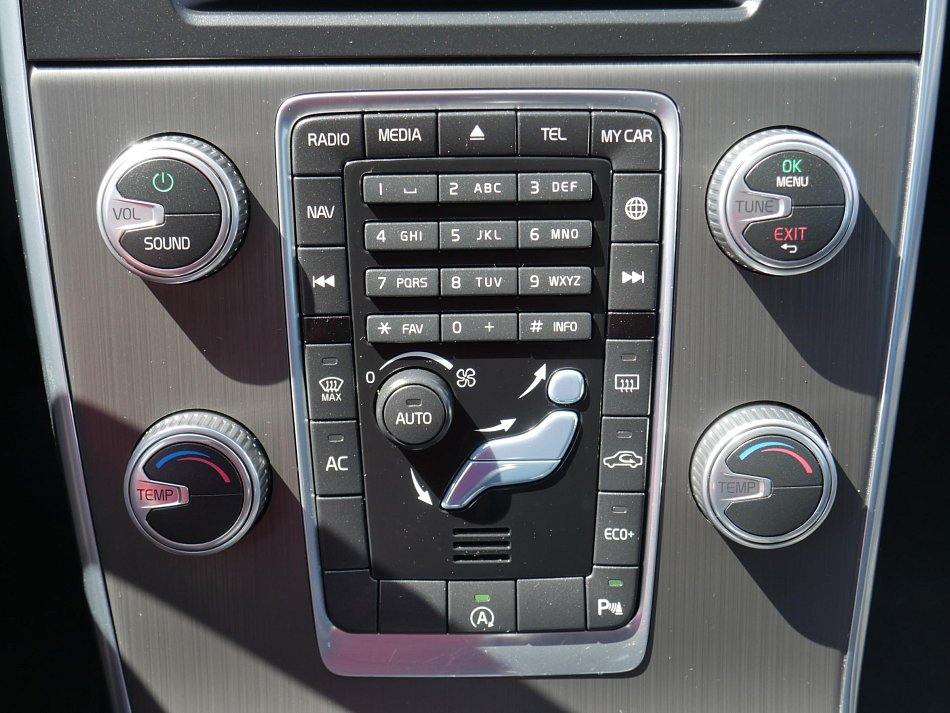 Volvo V60 2.0 D3 Summum