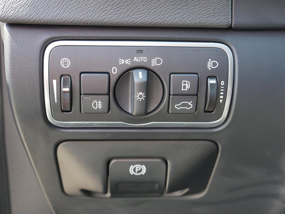 Volvo V60 2.0 D3 Summum