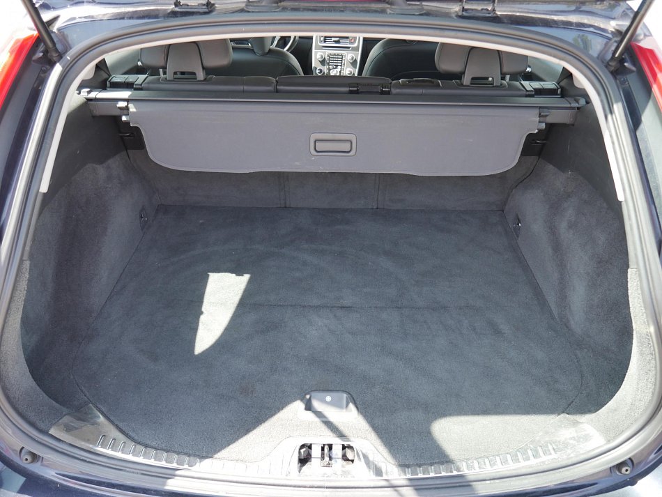 Volvo V60 2.0 D3 Summum