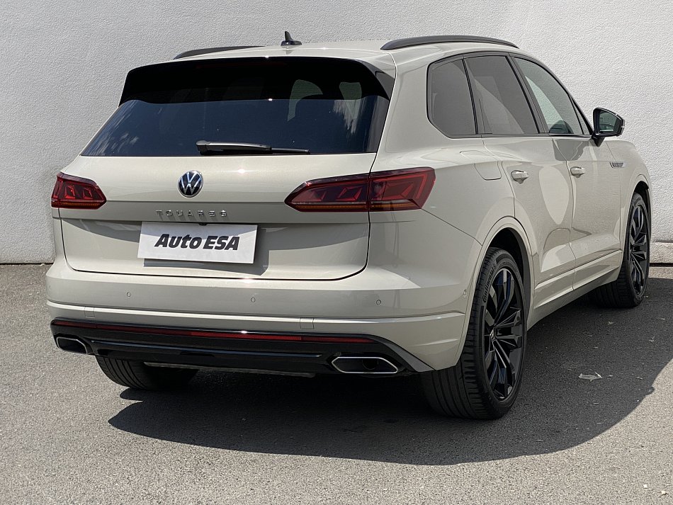 Volkswagen Touareg 3.0 TDi R-Line 4x4