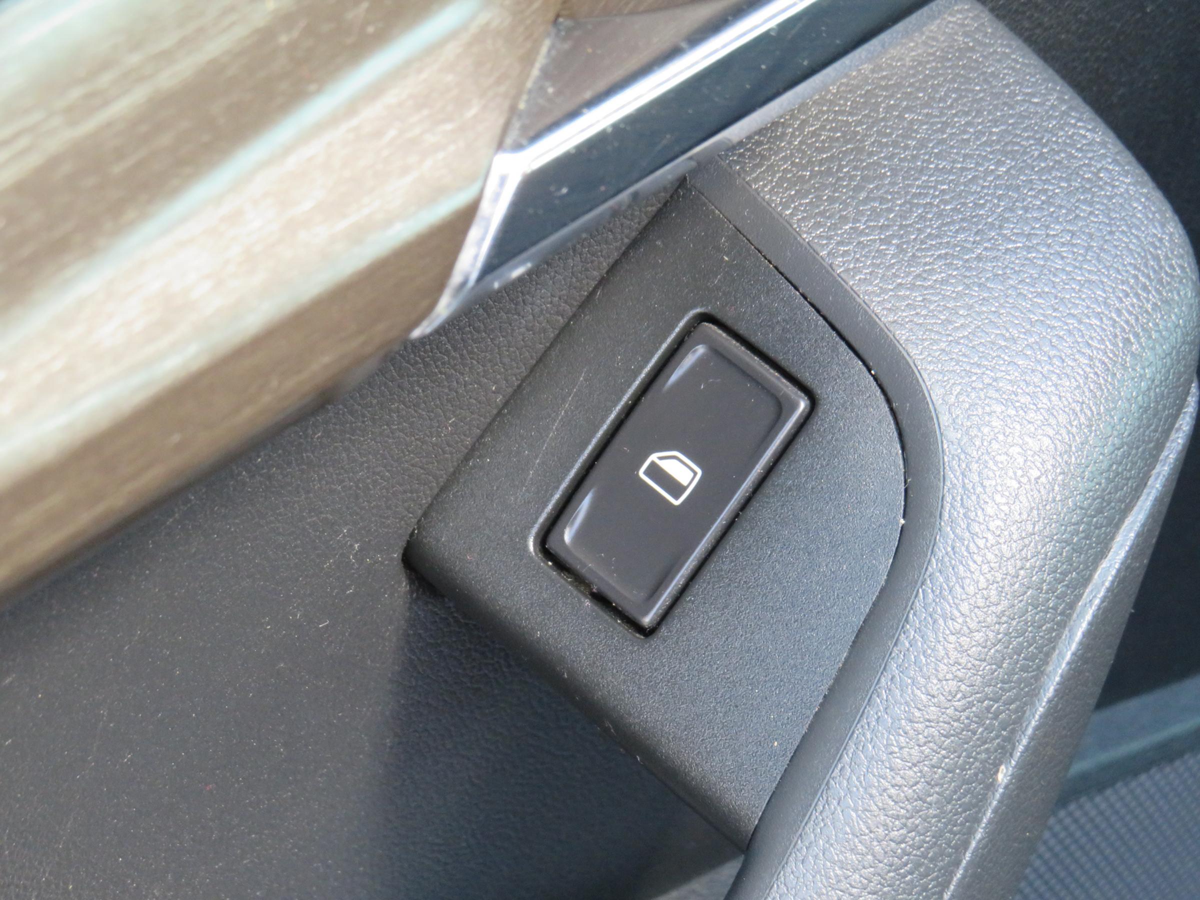 Škoda Octavia III, 2015 - pohled č. 13