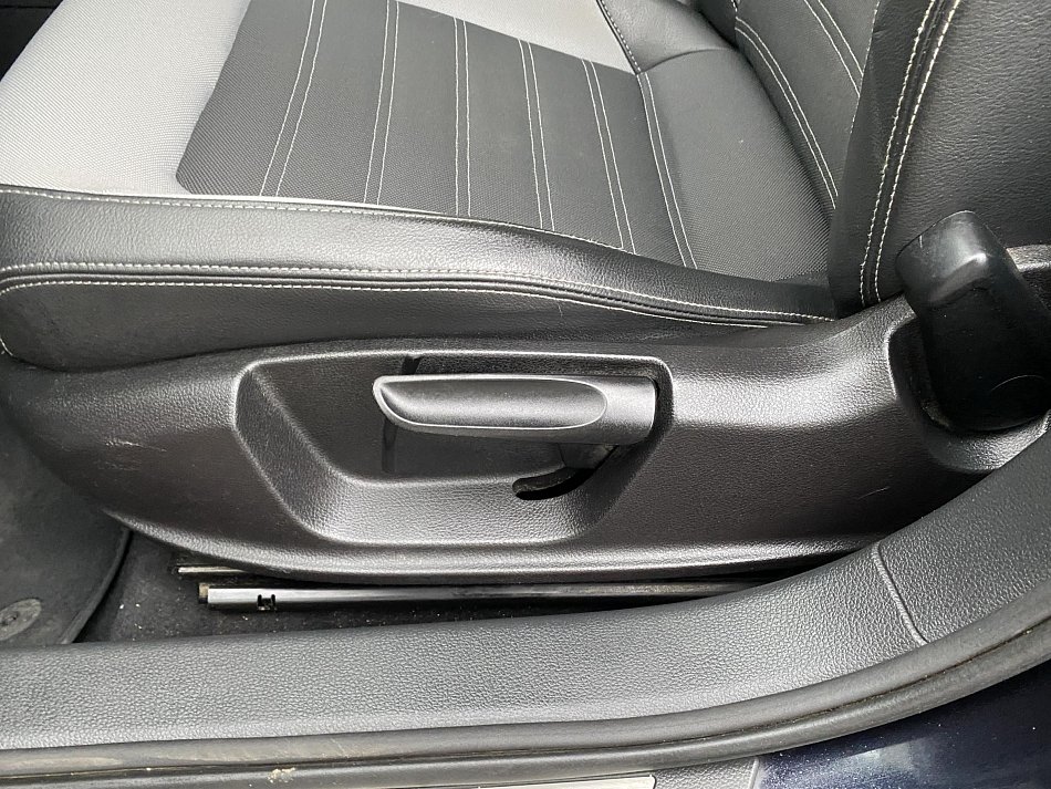 Volkswagen Jetta 1.6 TDi 