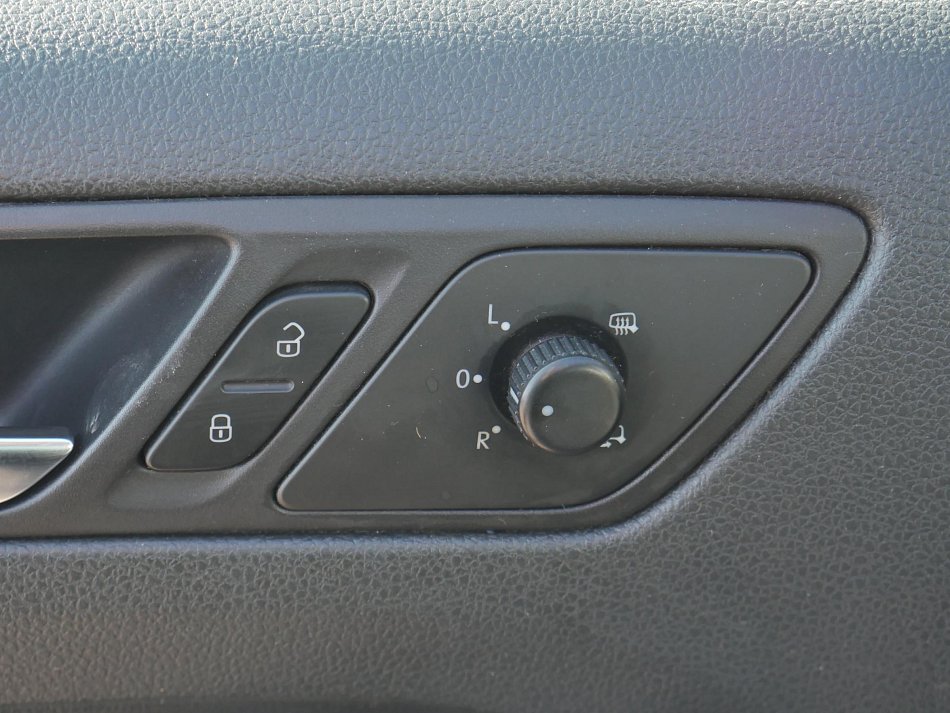 Volkswagen Jetta 1.6 TDi Highline