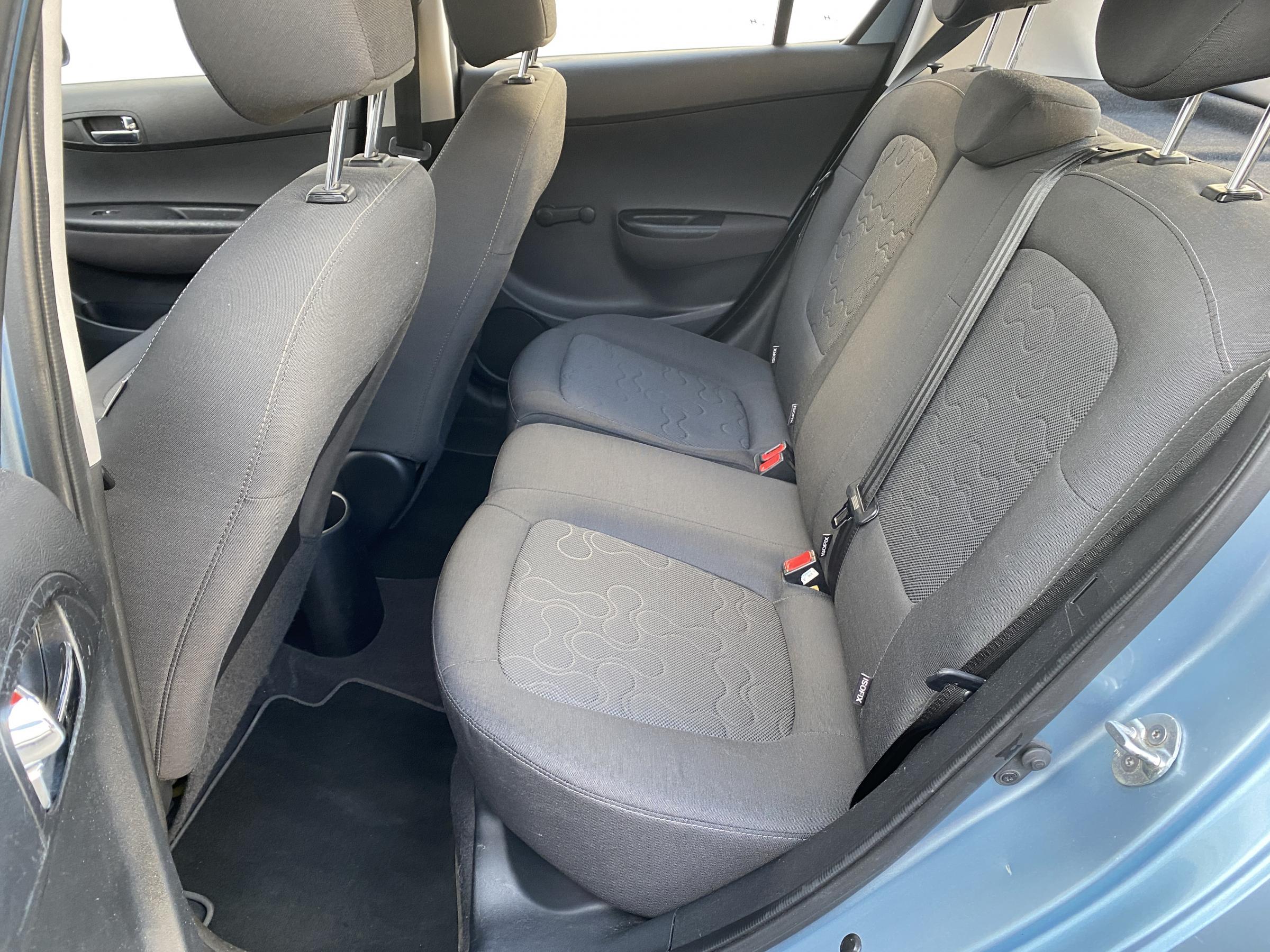 Hyundai i20, 2011 - pohled č. 10