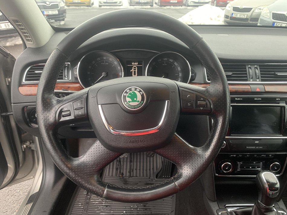 Škoda Superb II 2.0 TDi Elegance 4x4