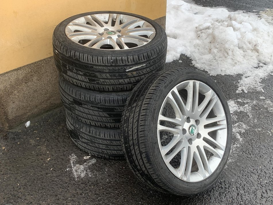 Škoda Superb II 2.0 TDi Elegance 4x4