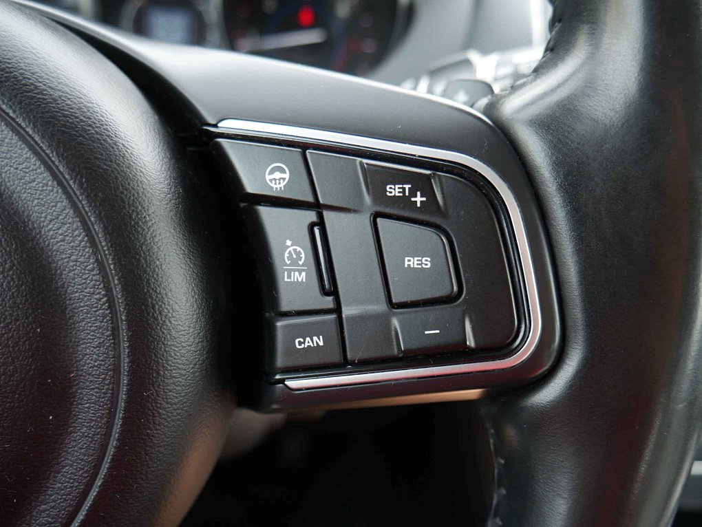 Jaguar F-Pace 2.0D  4x4