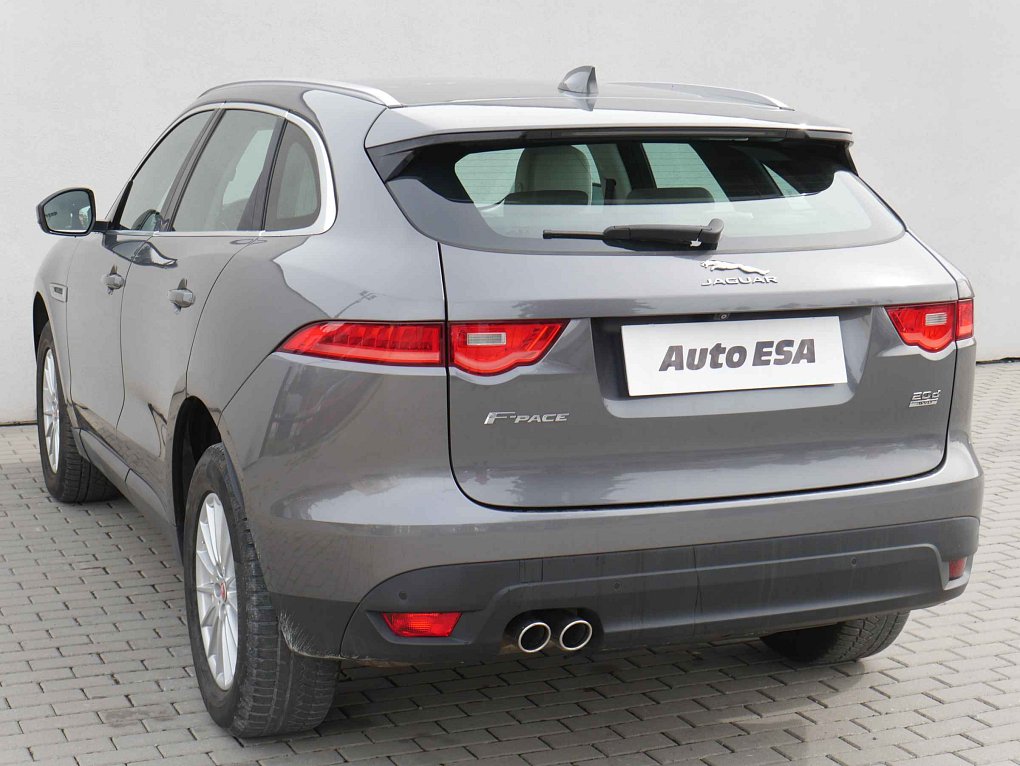 Jaguar F-Pace 2.0D  4x4