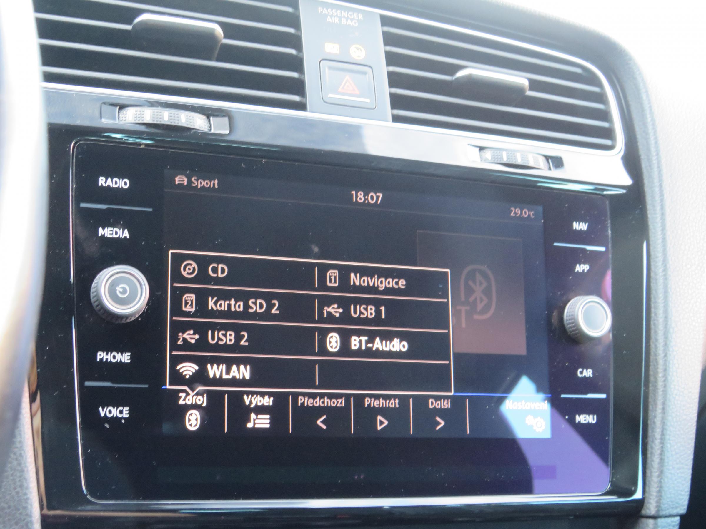 Volkswagen Golf, 2017 - pohled č. 19