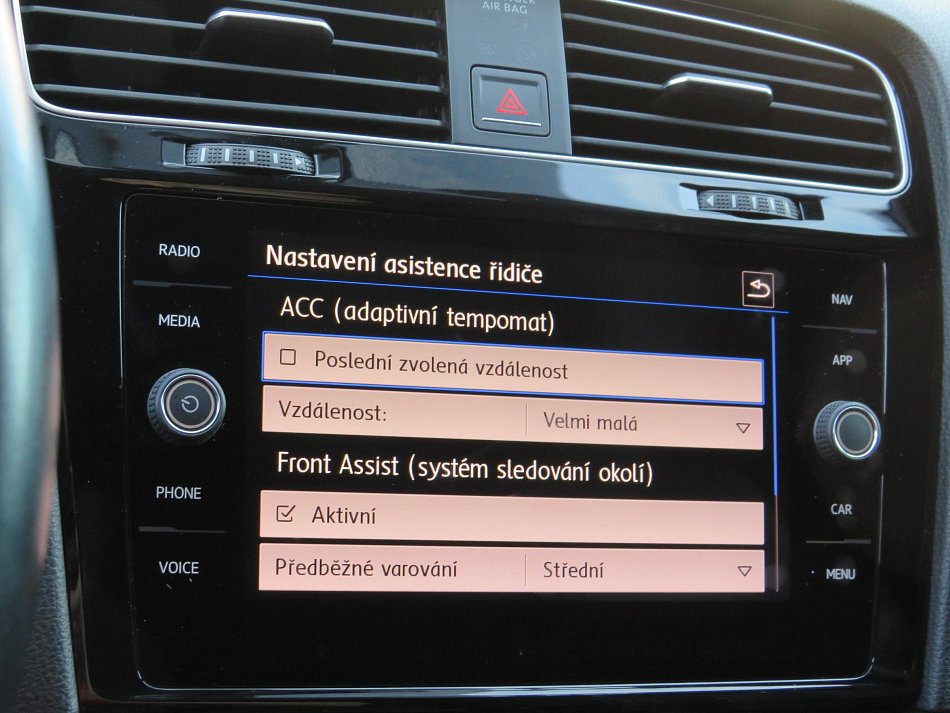 Volkswagen Golf 2.0 TDi GTD