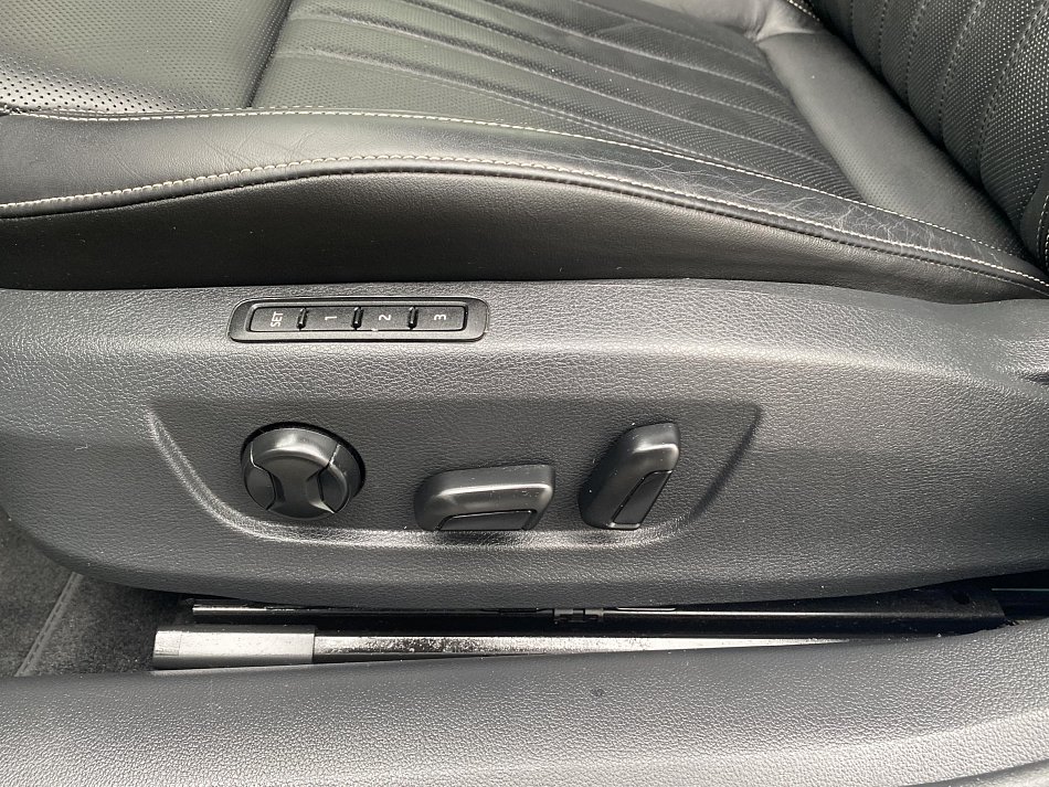 Škoda Superb III 2.0 TDi L&K 4X4