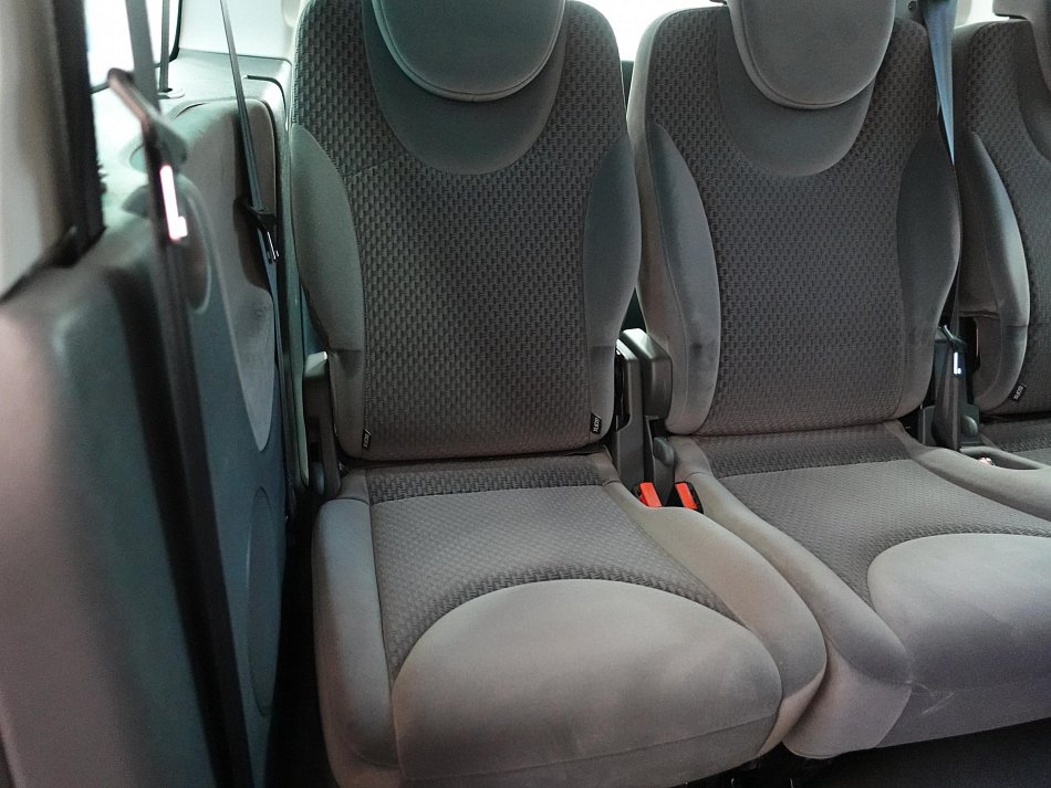 Peugeot Expert 2.0HDi  L2 8míst