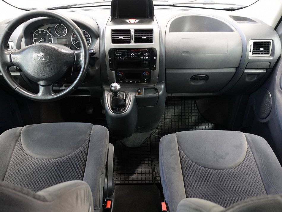 Peugeot Expert 2.0HDi  L2 8míst