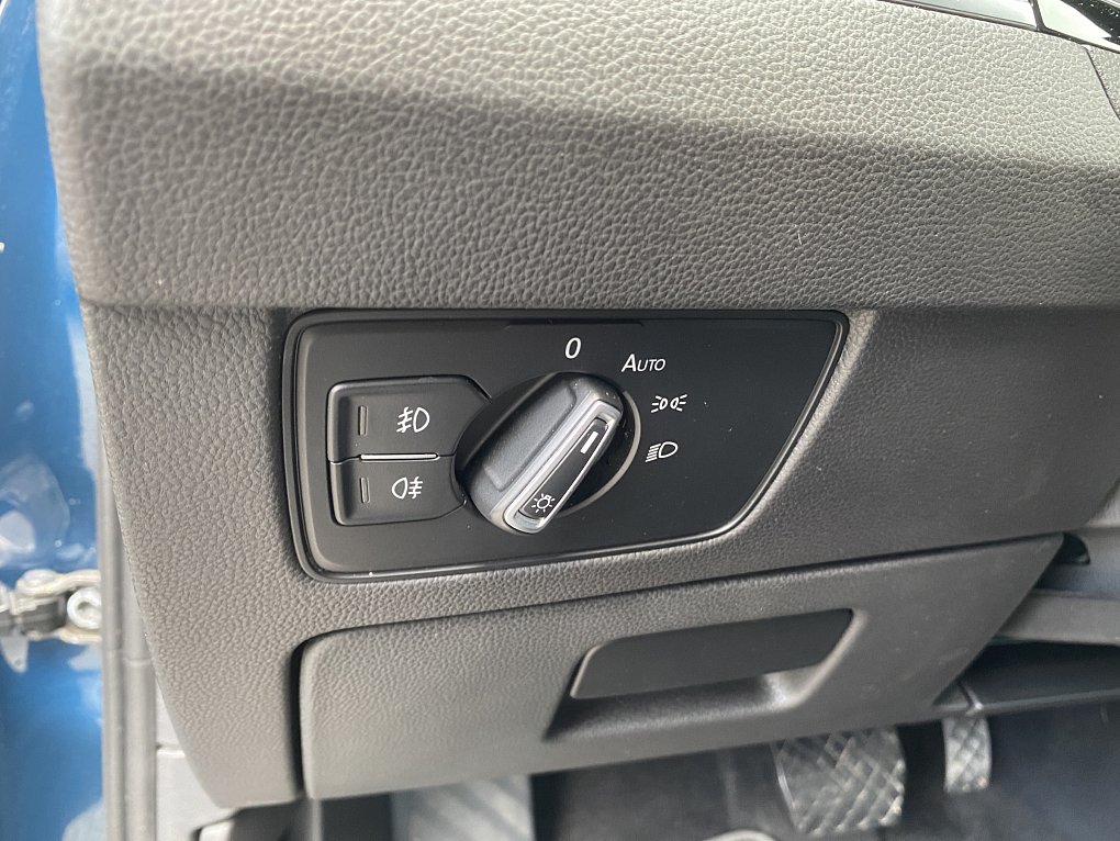 Volkswagen Passat 2.0 TDi Elegance