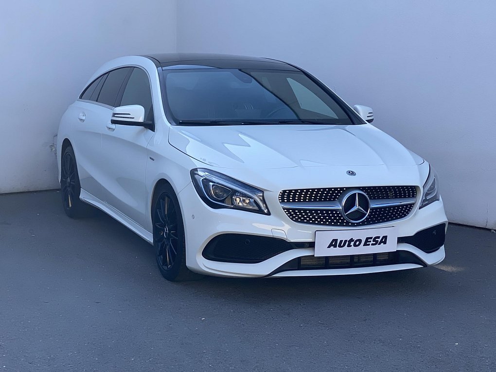 Mercedes-Benz CLA 1.6 Turbo Edition CLA180 AMG Line