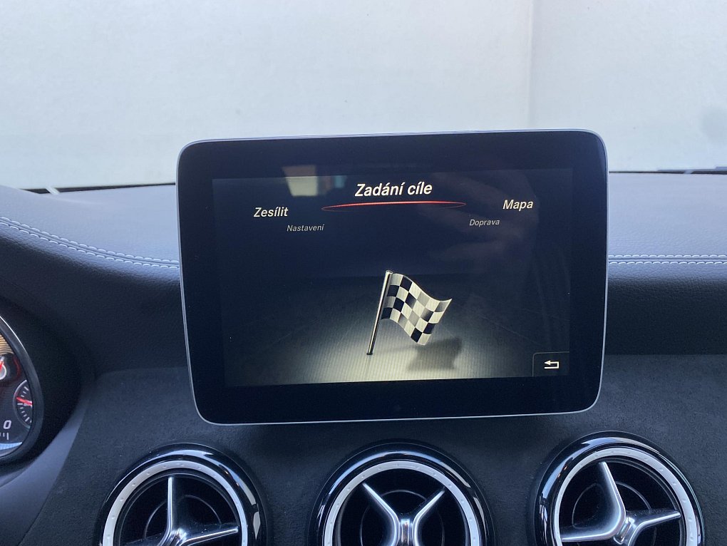 Mercedes-Benz CLA 1.6 Turbo Edition CLA180 AMG Line