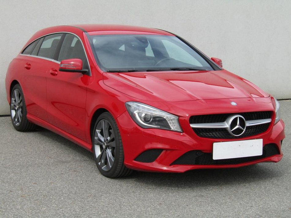 Mercedes-Benz CLA 1.6  180