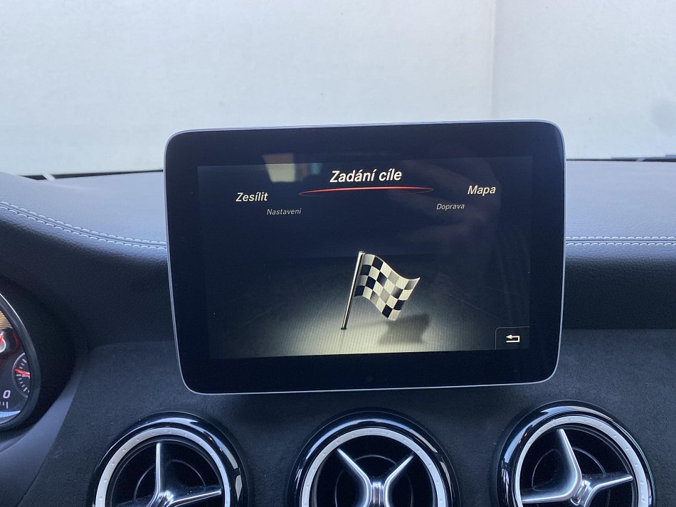 Mercedes-Benz CLA 1.6 Turbo Edition CLA180 AMG Line