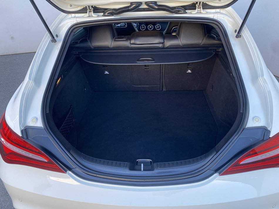 Mercedes-Benz CLA 1.6 Turbo Edition CLA180 AMG Line