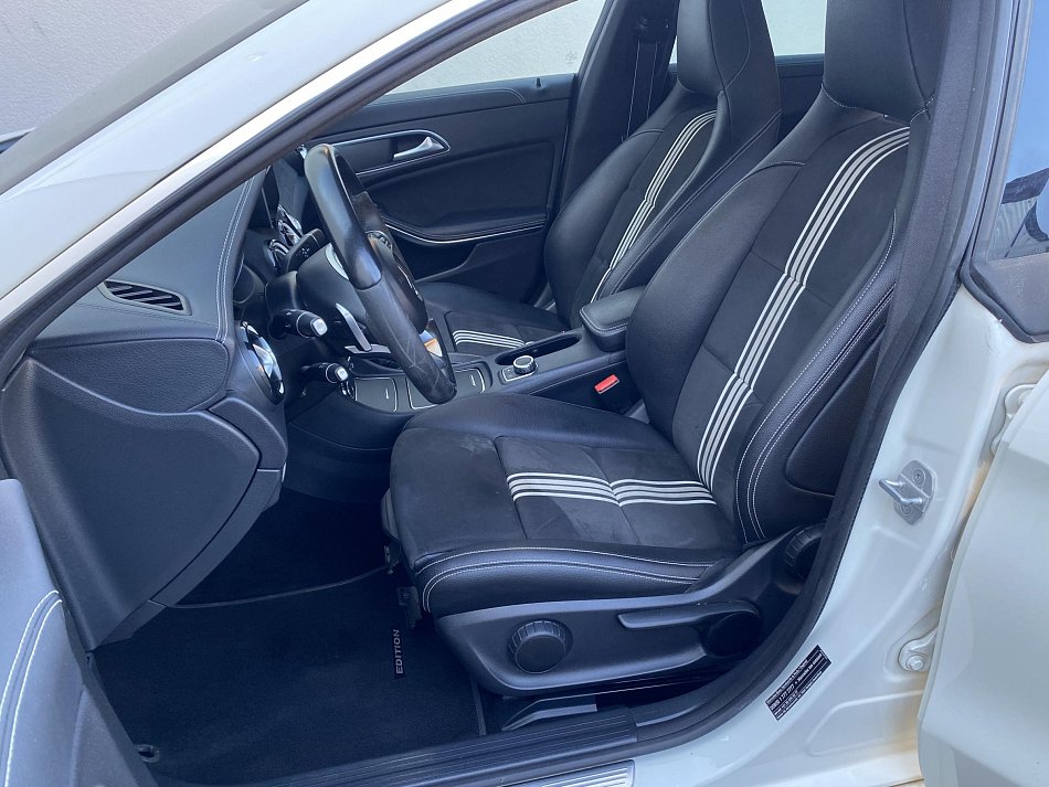 Mercedes-Benz CLA 1.6 Turbo Edition CLA180 AMG Line