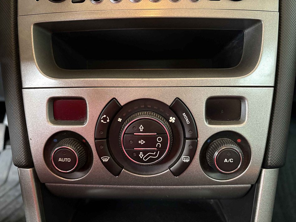 Peugeot 308 1.6VTi 