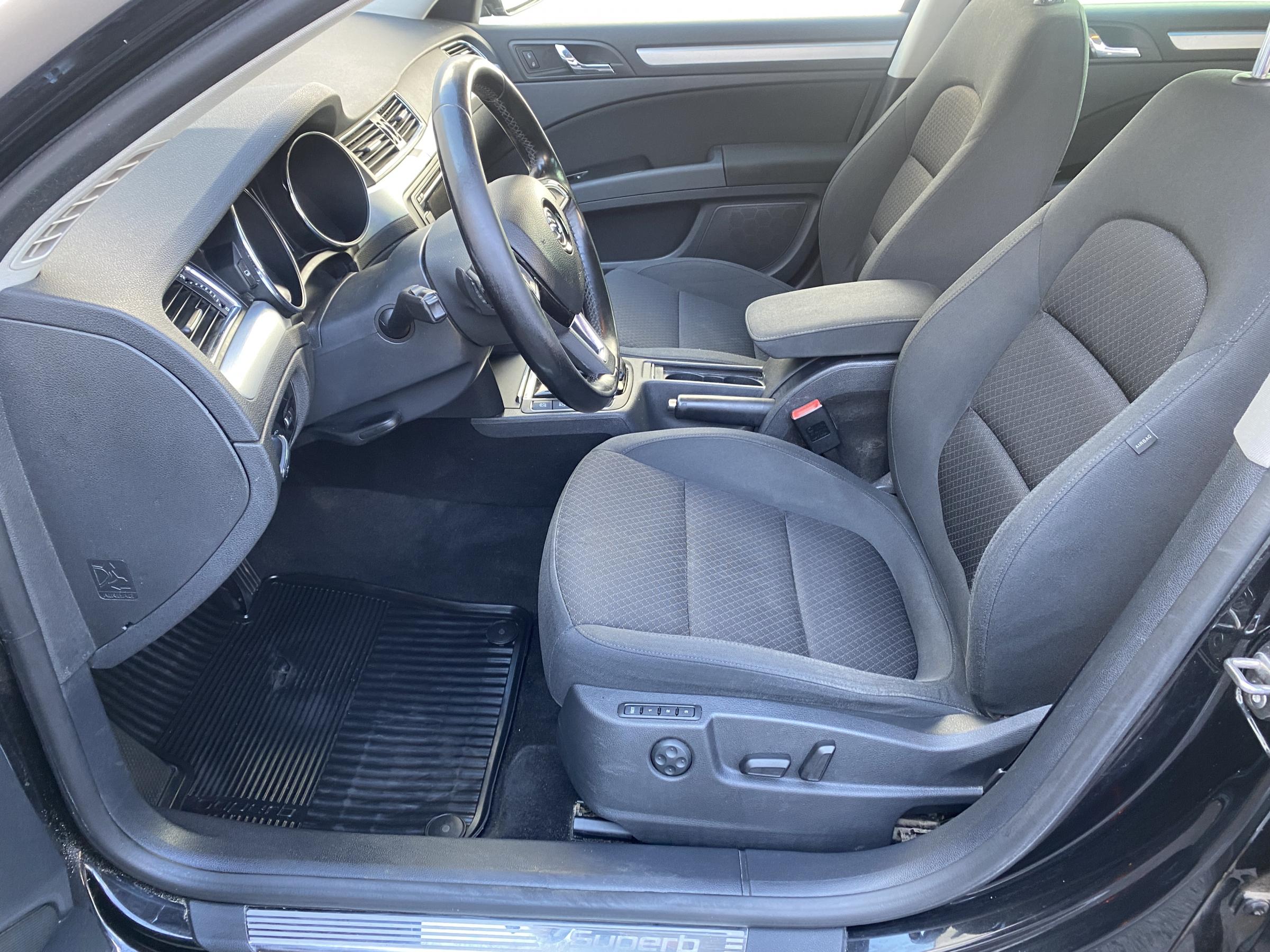 Škoda Superb II, 2014 - pohled č. 10