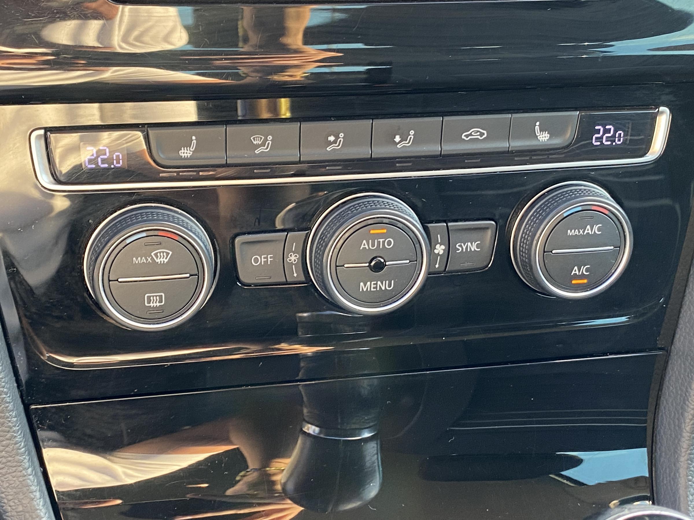 Volkswagen Golf, 2015 - pohled č. 16