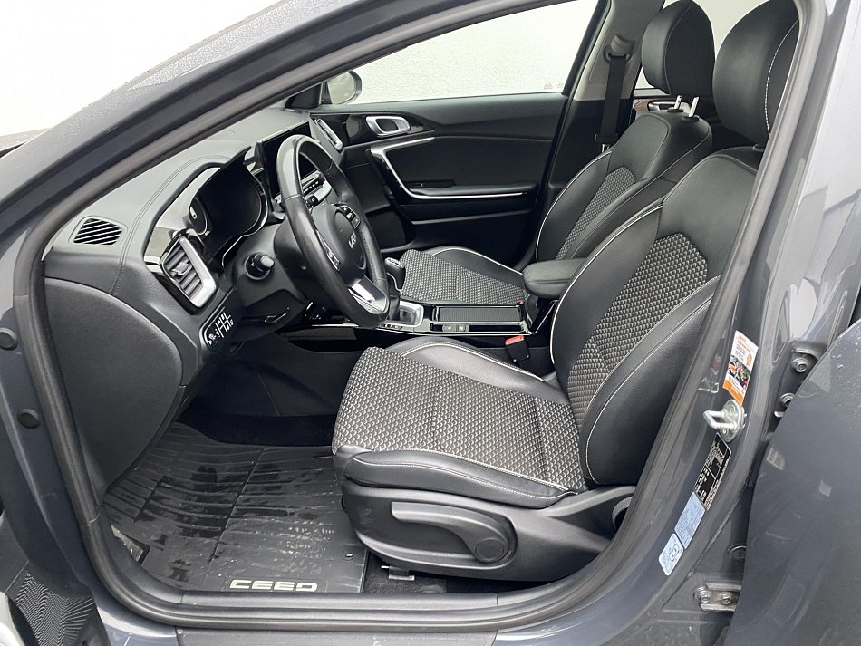 Kia Ceed 1.5 T-GDi TOP