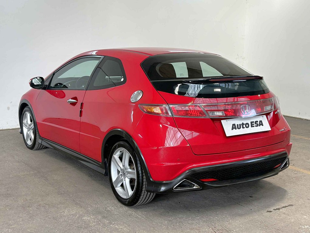 Honda Civic 1.8i-VTEC 