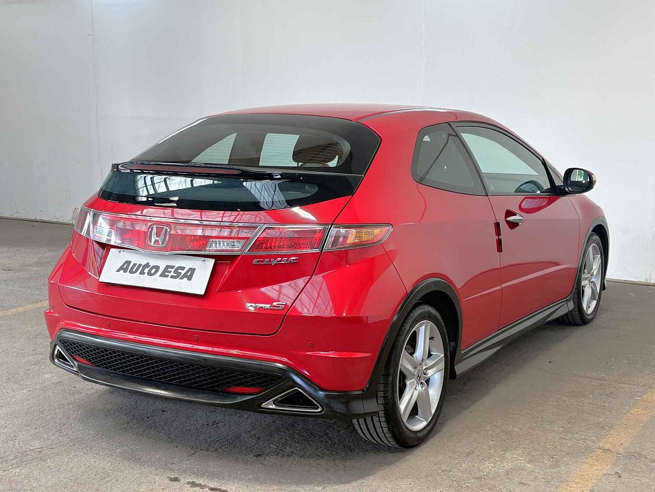 Honda Civic 1.8i-VTEC 
