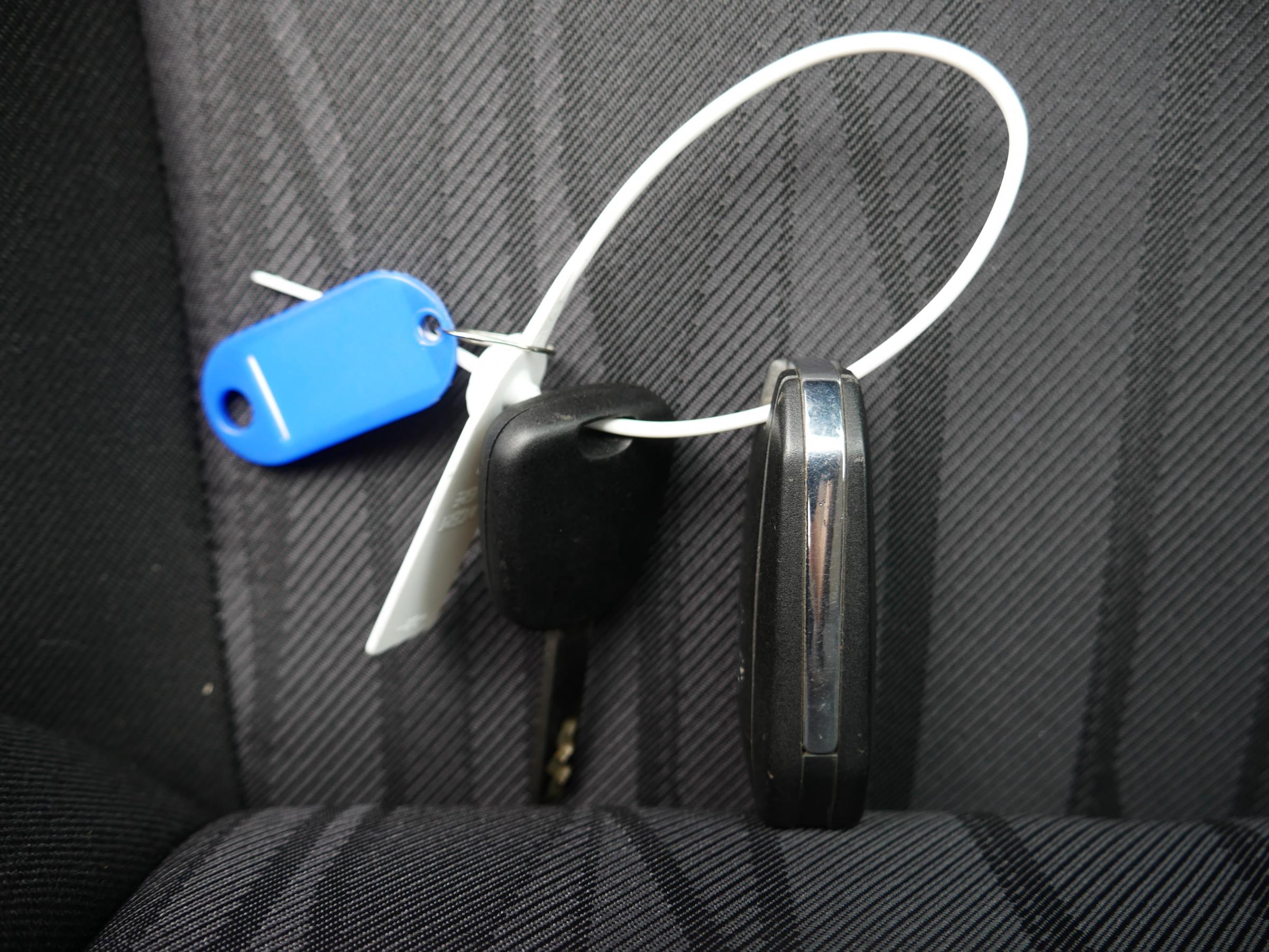 Peugeot 301, 2016 - pohled č. 21