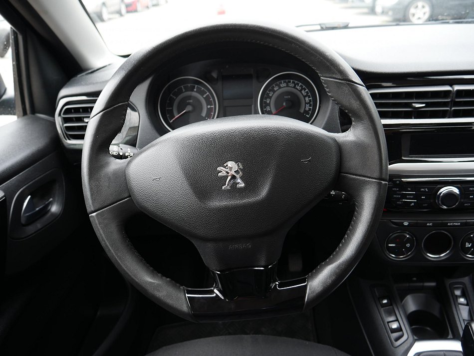 Peugeot 301 1.6 i 