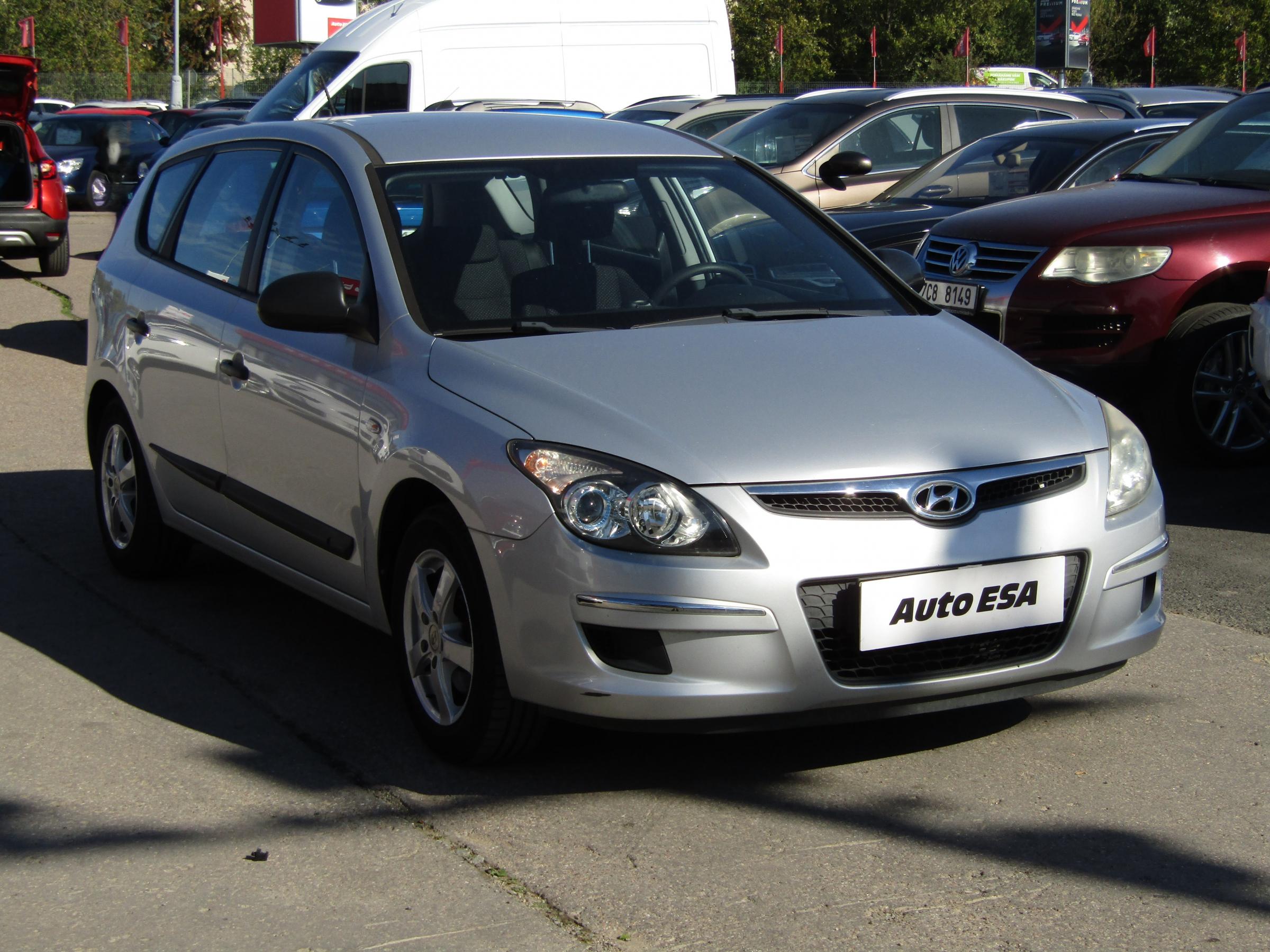 Hyundai i30, 2010
