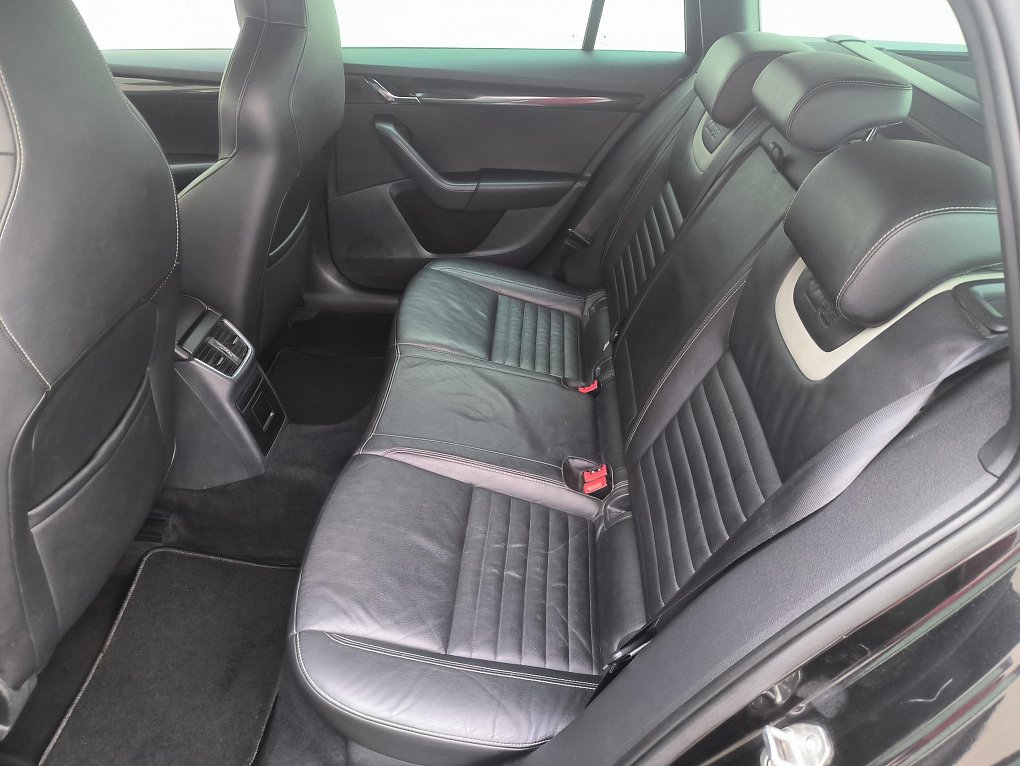 Škoda Octavia III 2.0 TDi RS