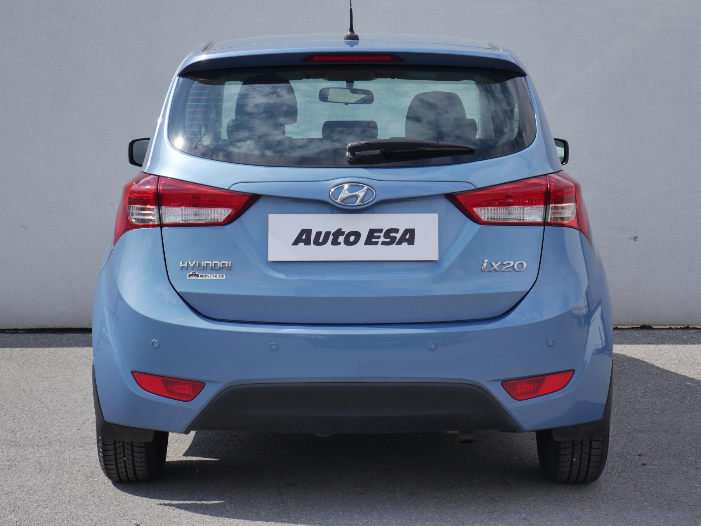 Hyundai ix20, 2012 - pohled č. 5