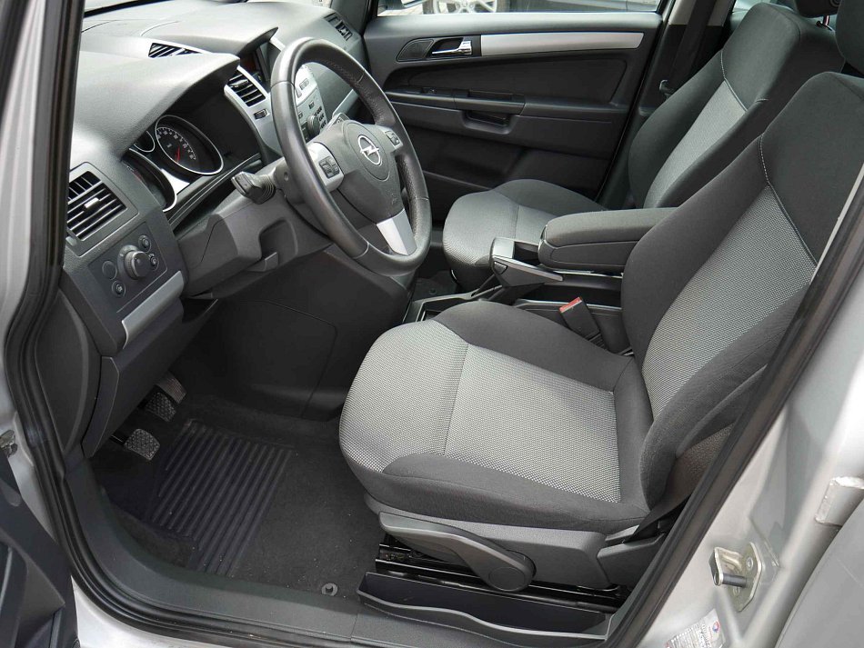 Opel Zafira 1.8i 