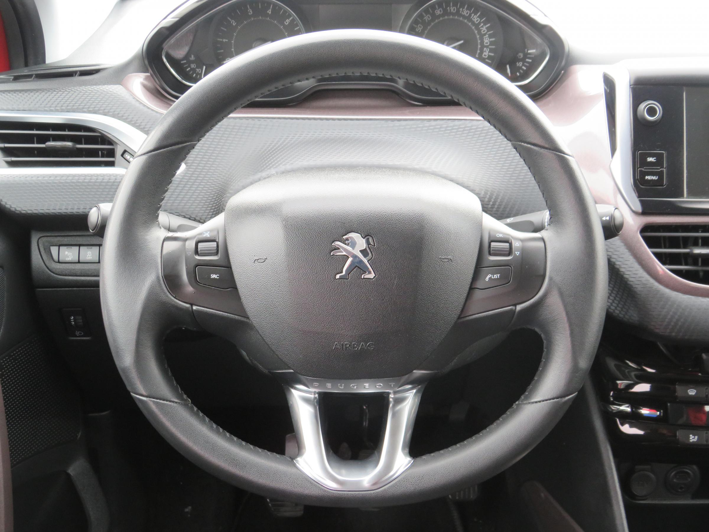 Peugeot 2008, 2014 - pohled č. 19