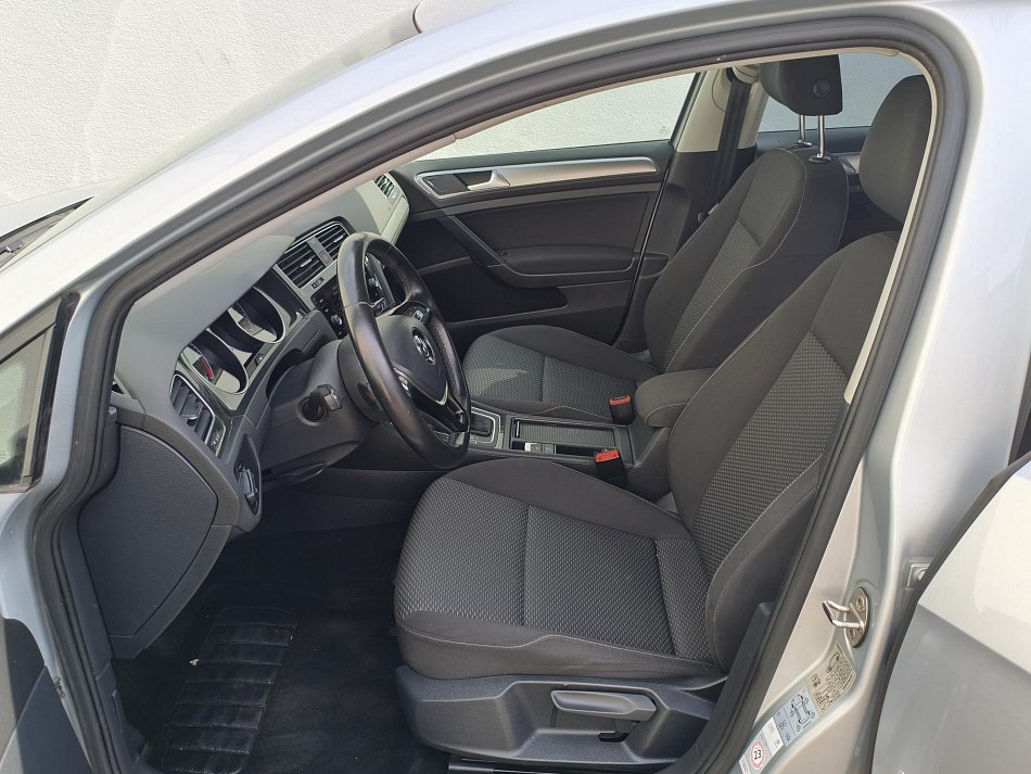 Volkswagen Golf 1.6 TDi Trendline