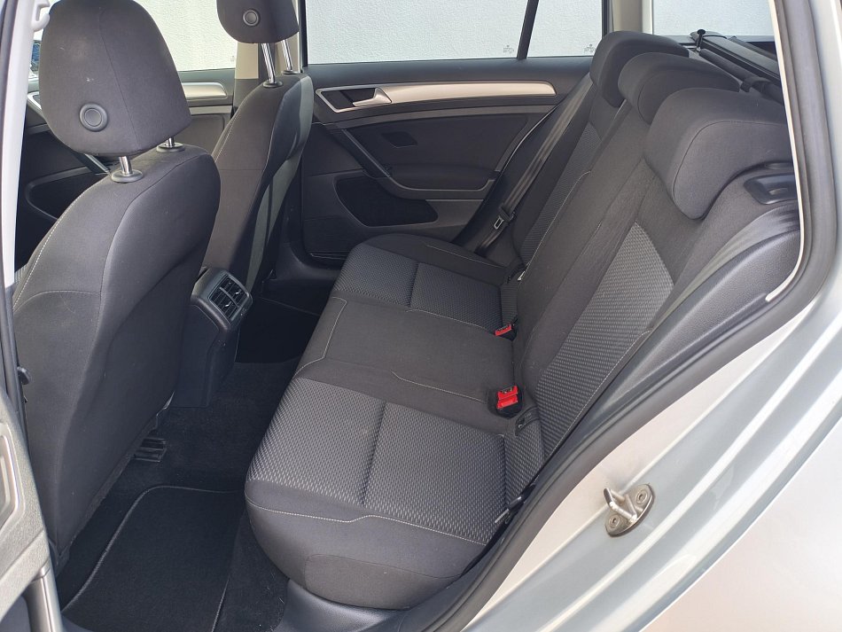 Volkswagen Golf 1.6 TDi Trendline