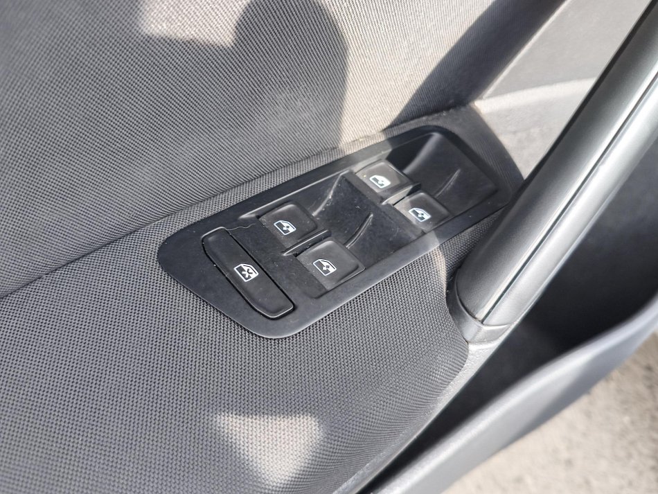 Volkswagen Golf 1.6 TDi Trendline