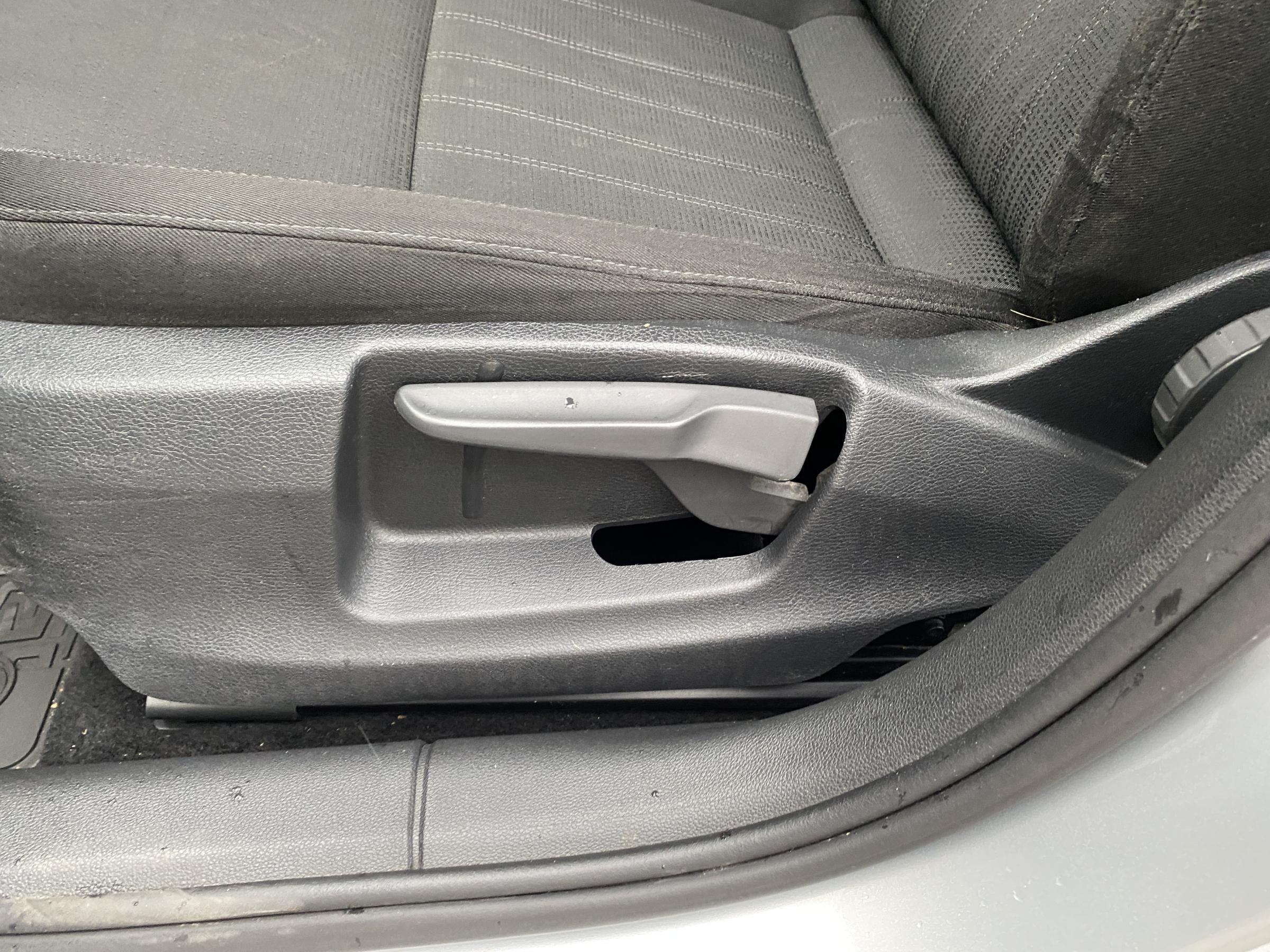 Škoda Octavia III, 2019 - pohled č. 17