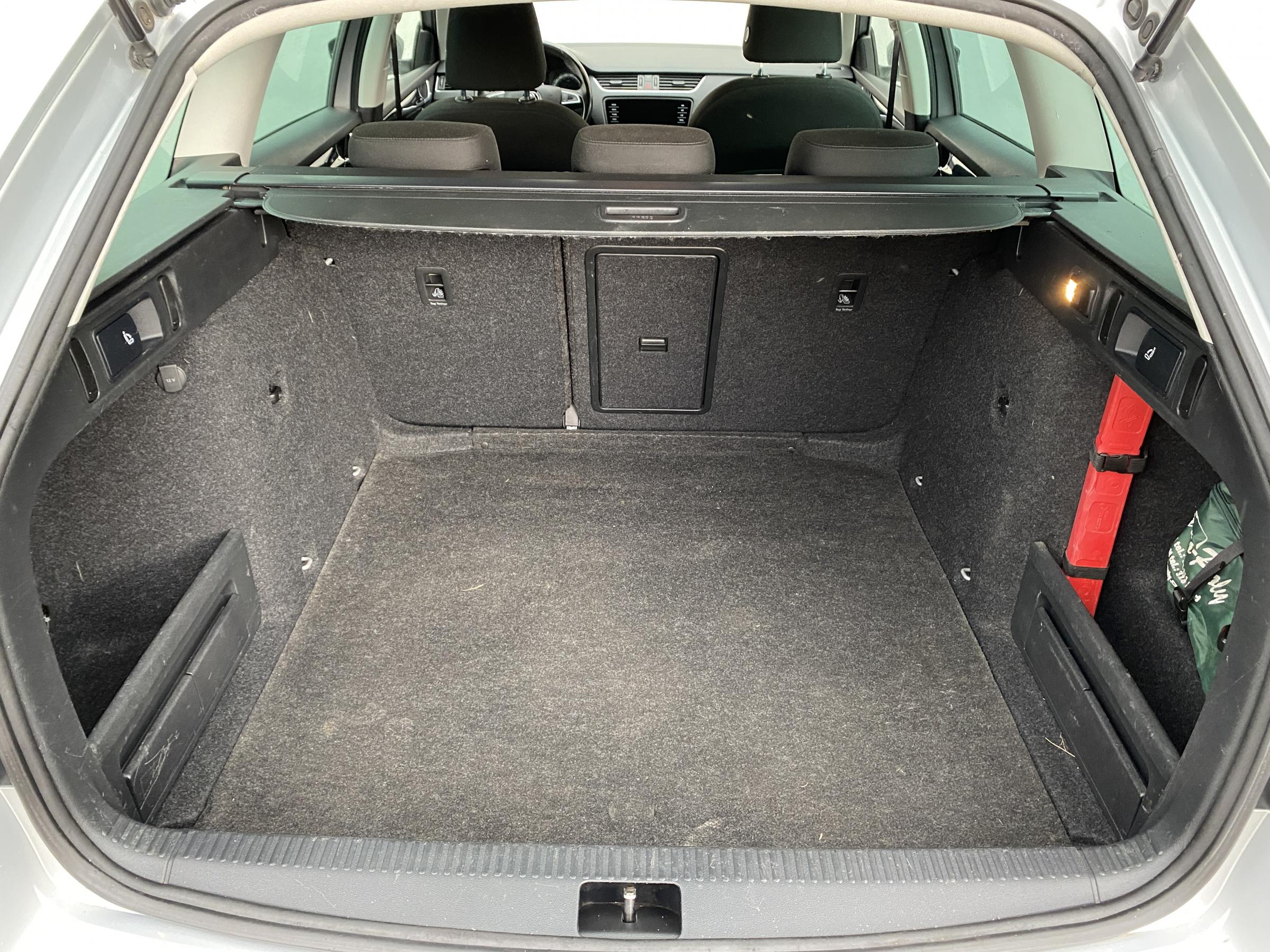 Škoda Octavia III, 2019 - pohled č. 8