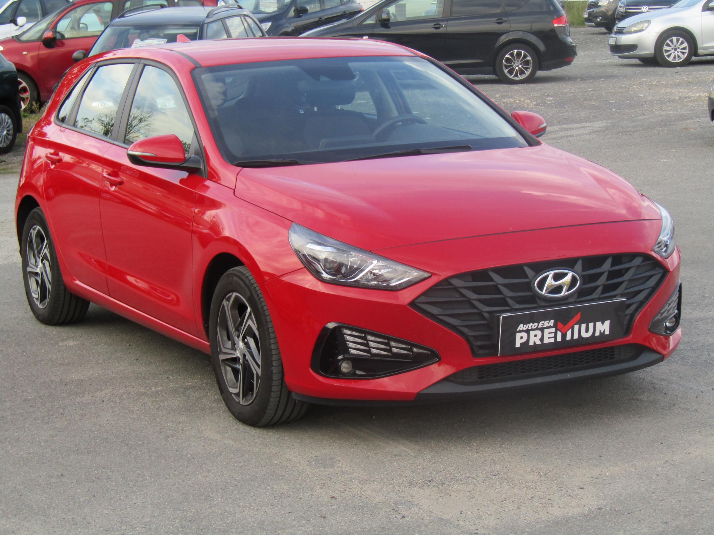 Hyundai i30, 2022