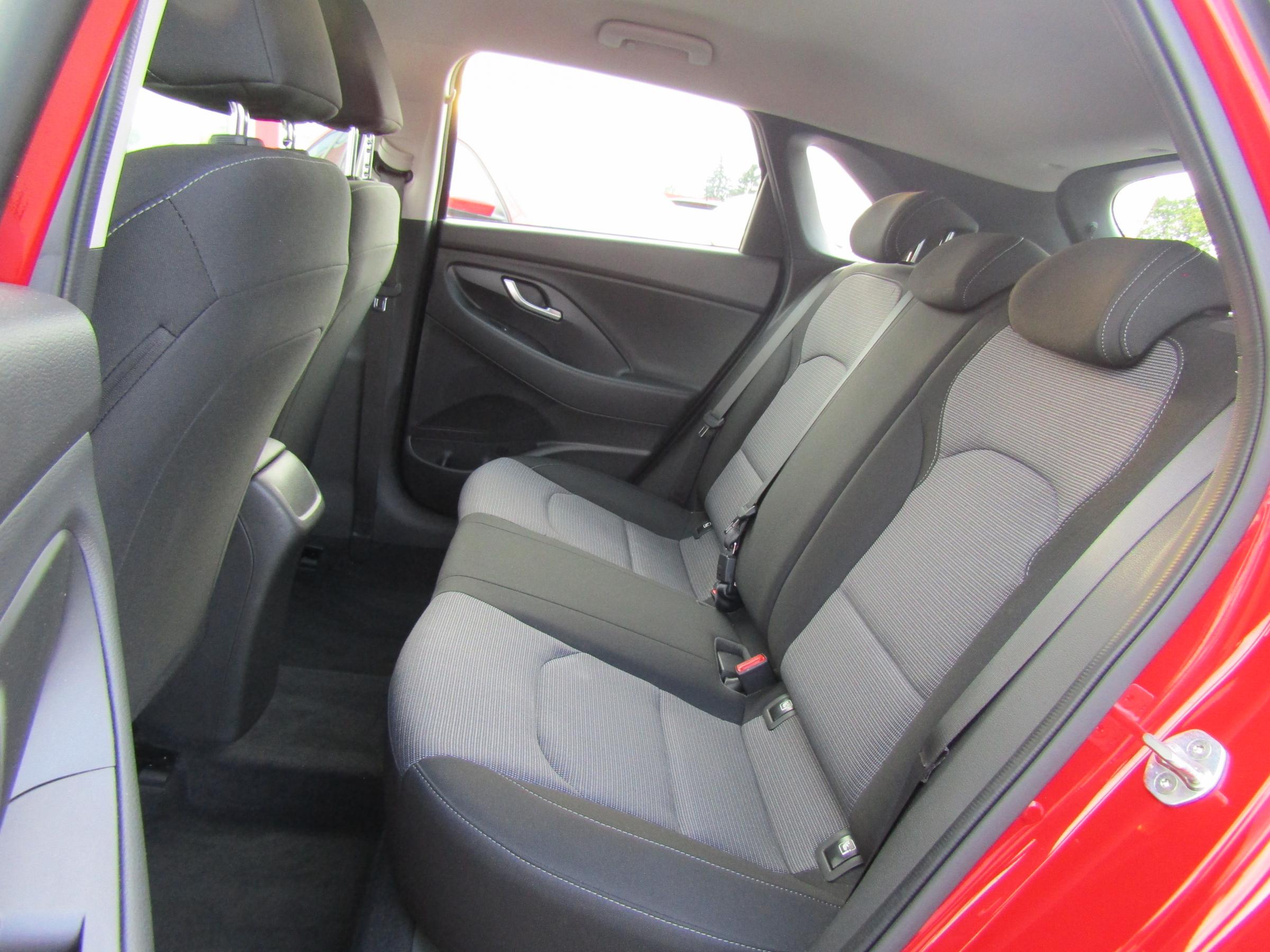 Hyundai i30, 2022 - pohled č. 10