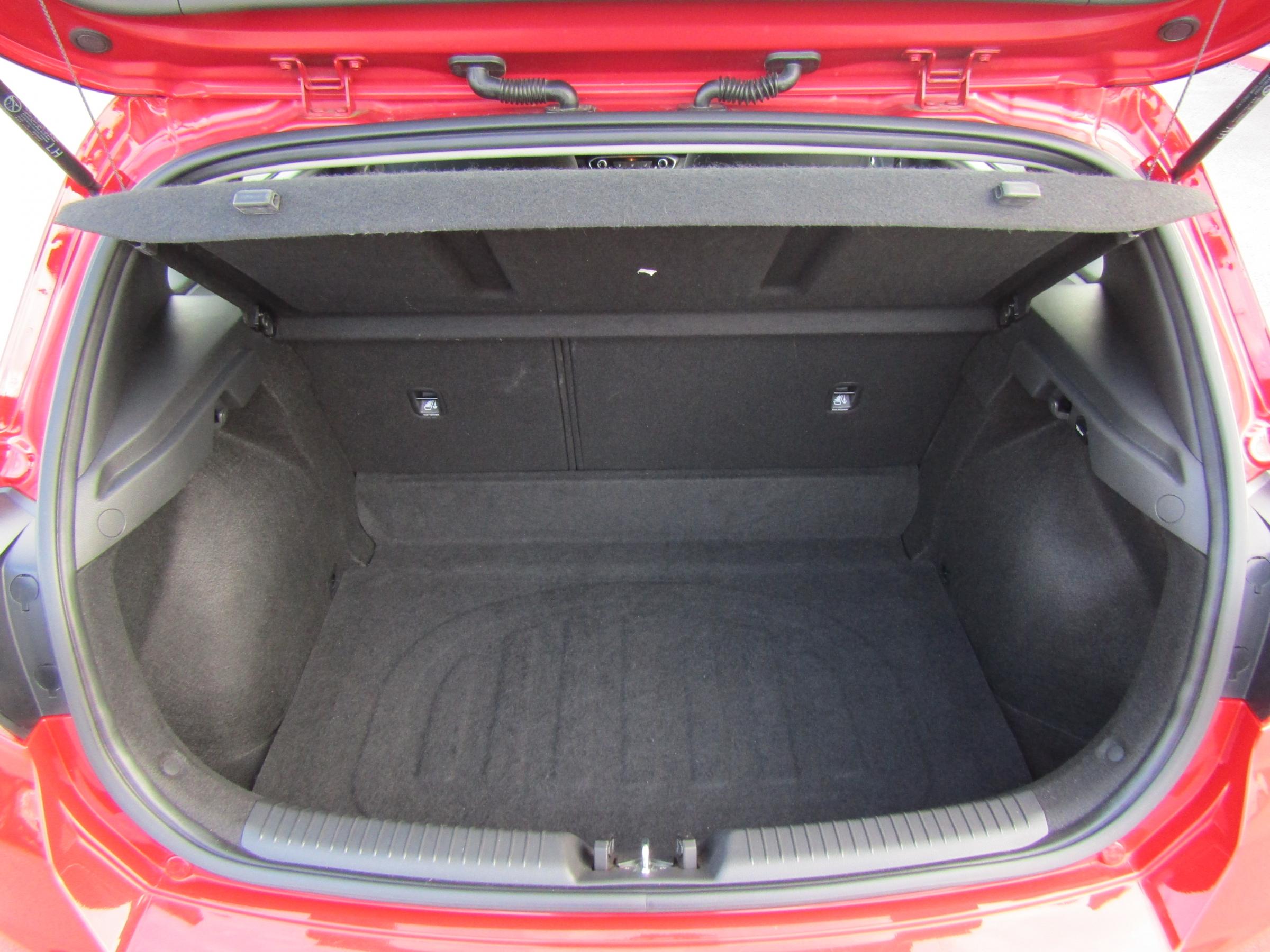 Hyundai i30, 2022 - pohled č. 7