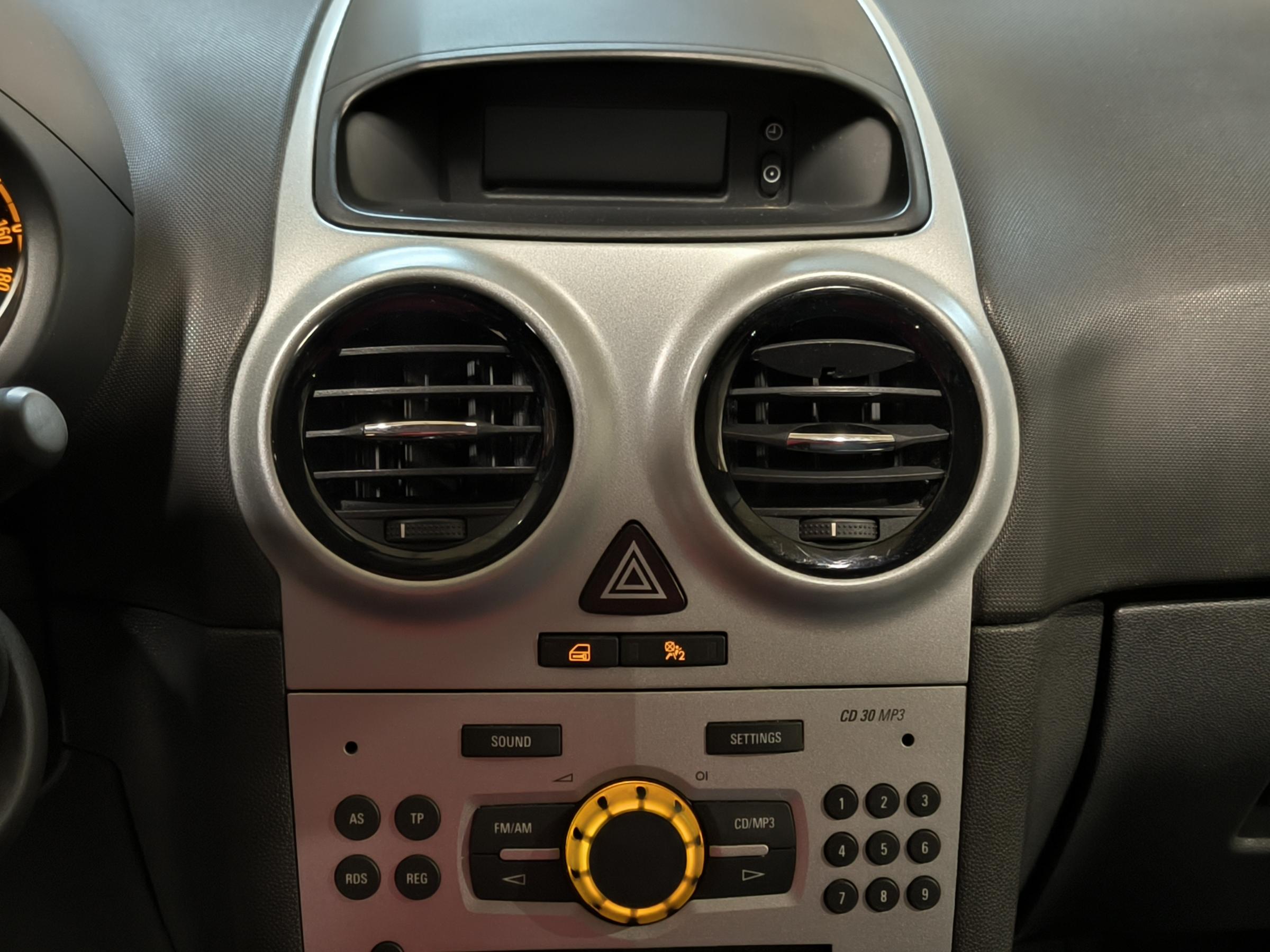 Opel Corsa, 2009 - pohled č. 14