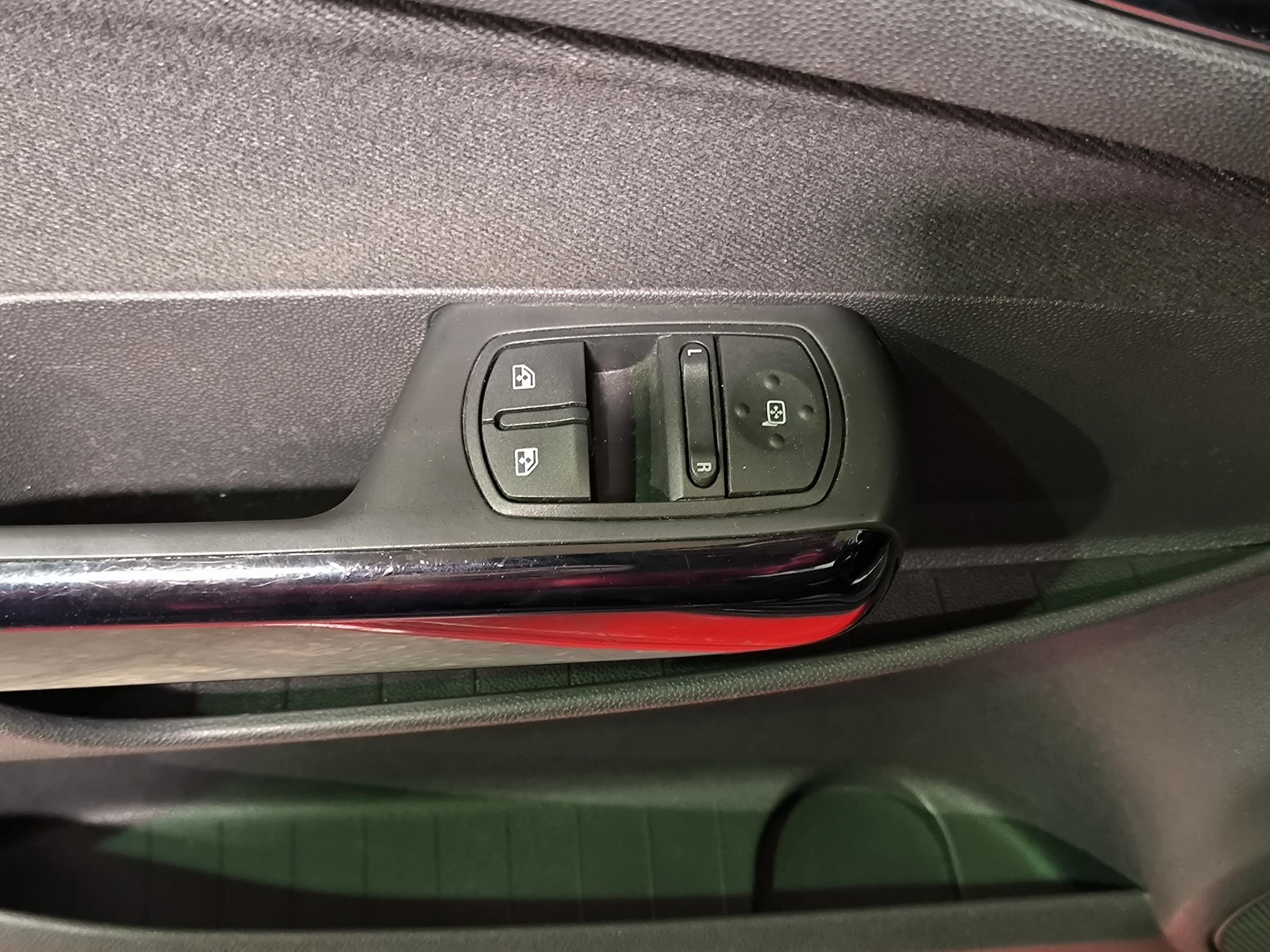 Opel Corsa, 2009 - pohled č. 17