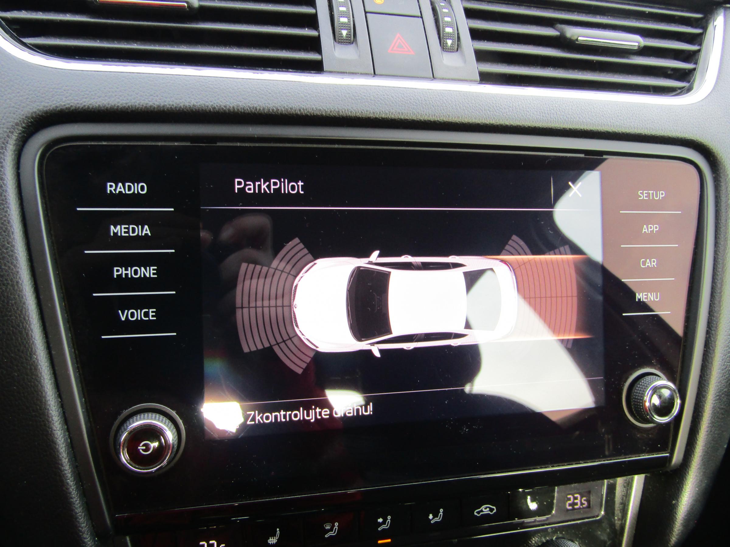 Škoda Octavia III, 2018 - pohled č. 12