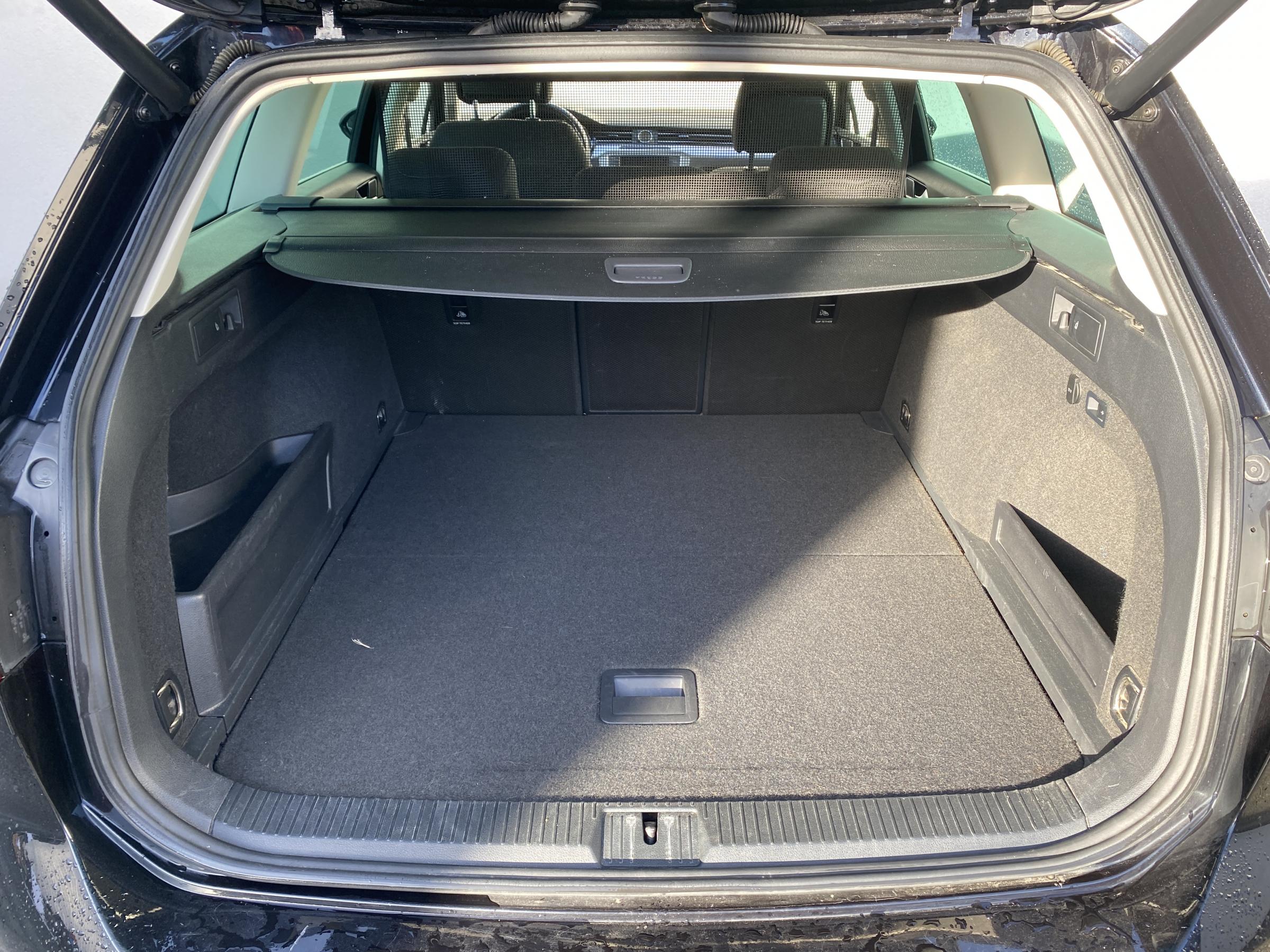 Volkswagen Passat, 2015 - pohled č. 7