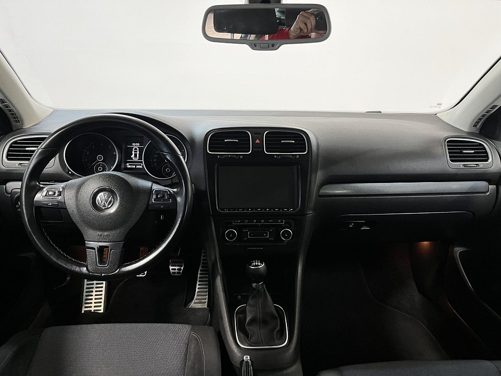 Volkswagen Golf 1.2TSI 